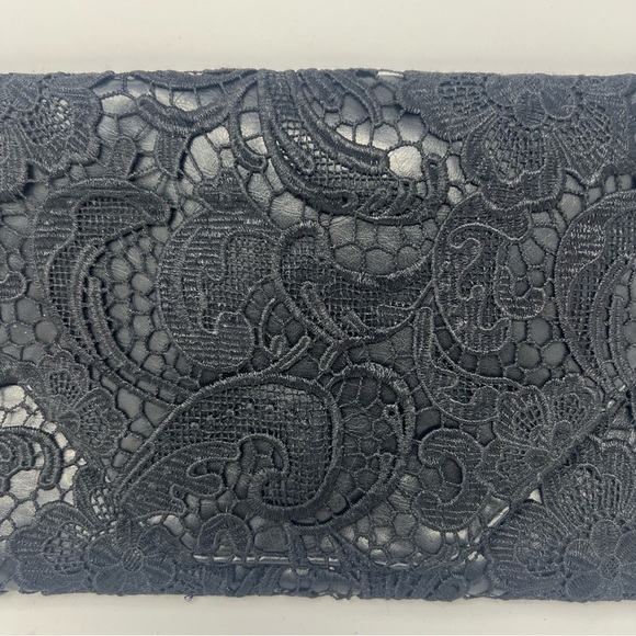 Jessica Simpson Lace Detail Large Black Leather Clutch With Magnetic Closure - Picture 2 of 8